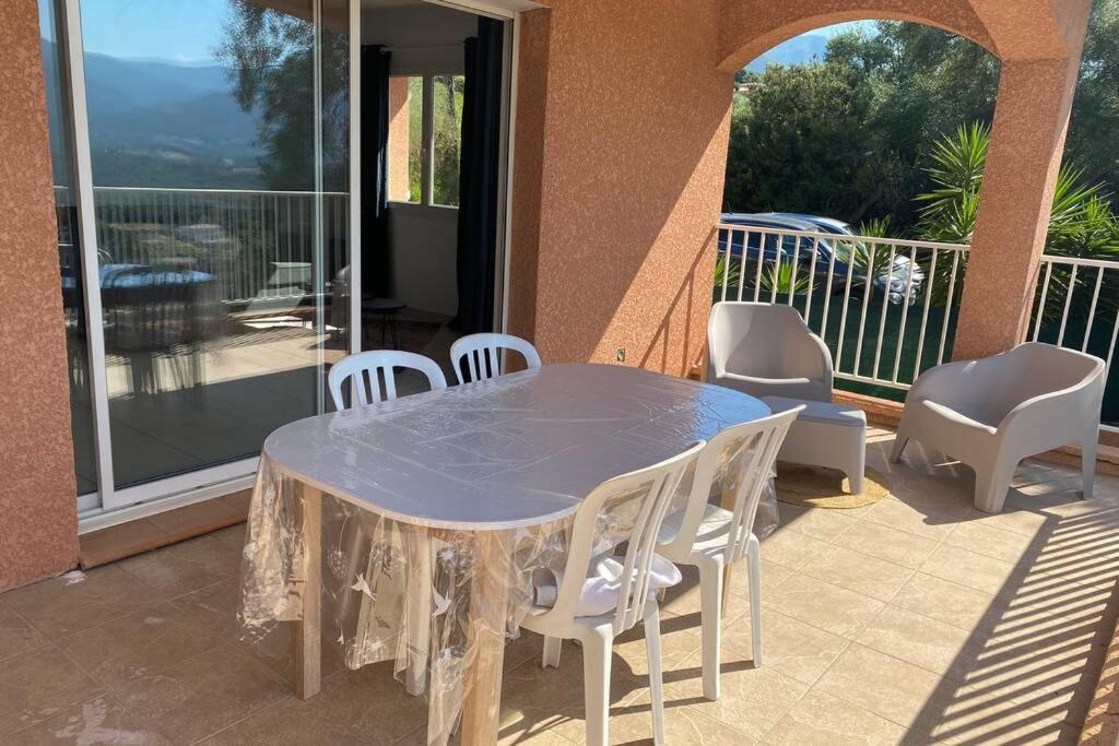 Joli F3 De 60M2 Avec Balcon Lägenhet Bastelicaccia Exteriör bild